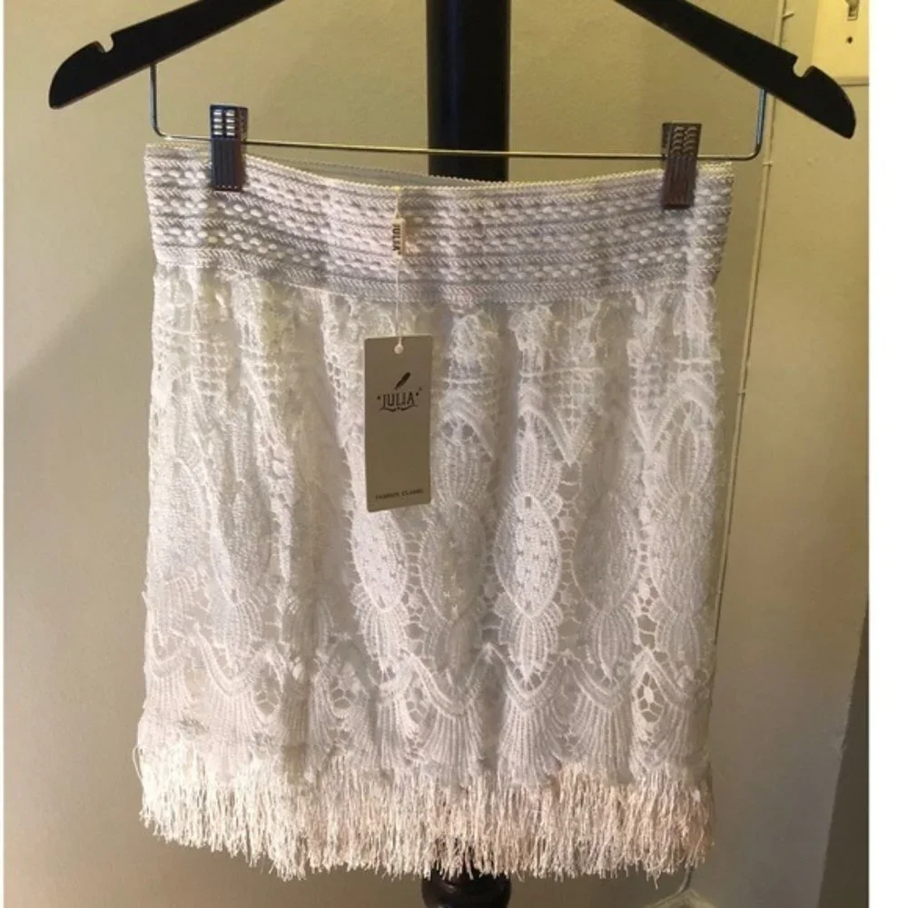 NEW Julia Fashion Classic White Fringe Lace Skirt Size L/XL - Picture 1 of 8